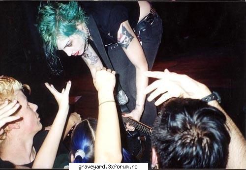 The Distillers - ce ador pers albastre in cap - Formatzii