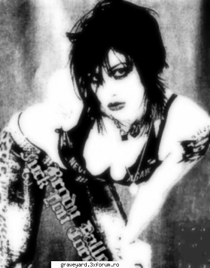 The Distillers - toata lumea care ma cunoaste stie la ce ma refer - Formatzii